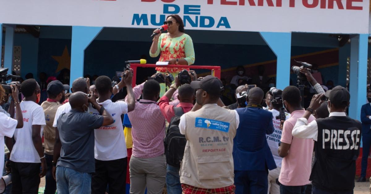 RDC : Denise Nyakeru a équipé en vivres et médicaments la 