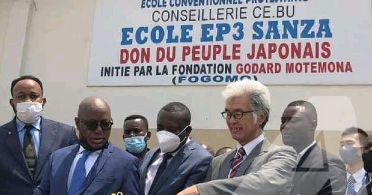 Cérémonie d'inauguration du nouveau bâtiment de l'EP3 Sanza, don de l'ambassade du Japon. Ph. ACTUALITE.CD.