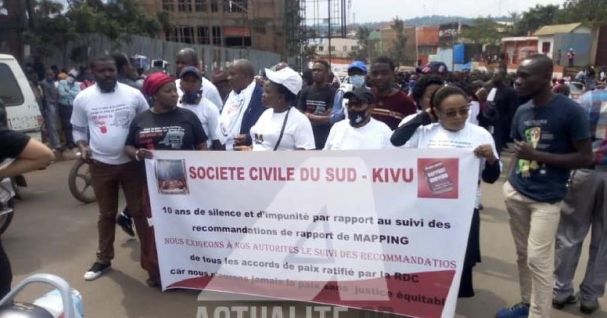Les manifestants de Bukavu pour réclamer l'application des recommandations du Rapport mapping/Ph. ACTUALITE.CD