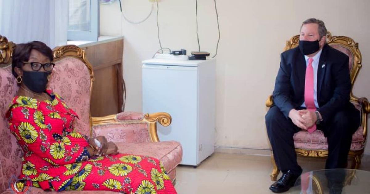 La ministre d'Etat des affaires étrangères Marie Tumba et Mike Hammer, ambassadeur des USA en RDC /Ph droits tiers