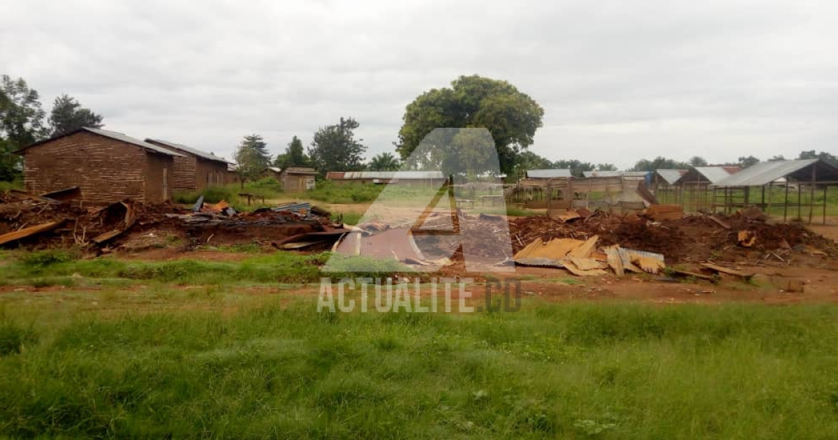 Des maisons détruites au village Masuku à Beni lors d'une attaque ADF/Ph ACTUALITE.CD