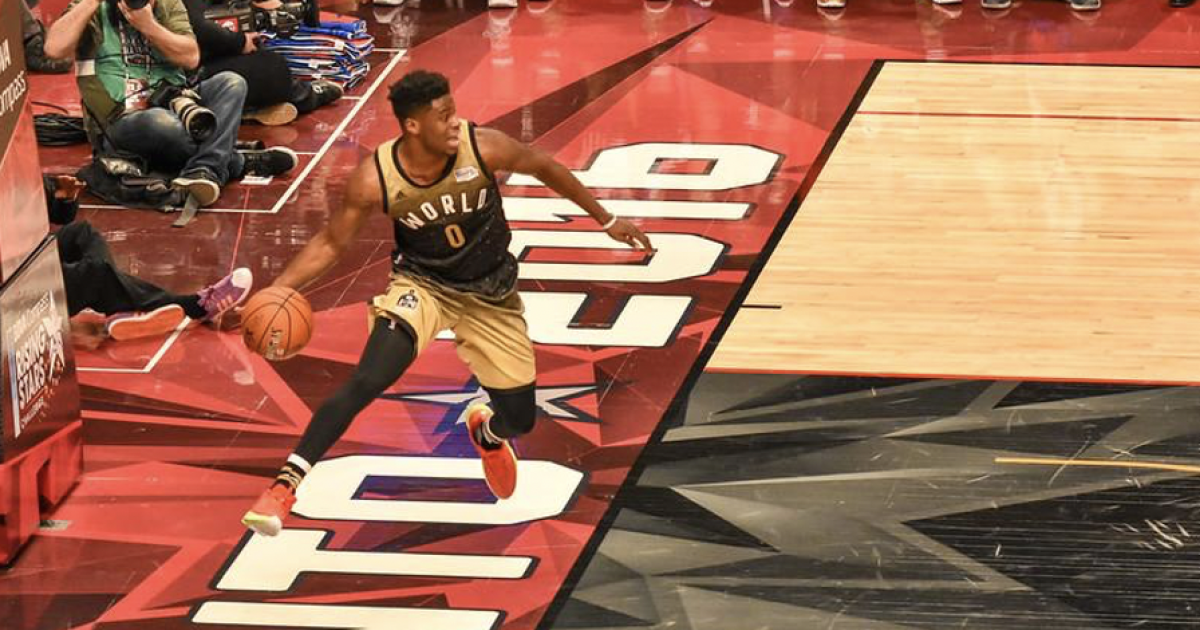 "Emmanuel Mudiay" par PJMixer est sous licence CC BY-NC-SA 2.0 