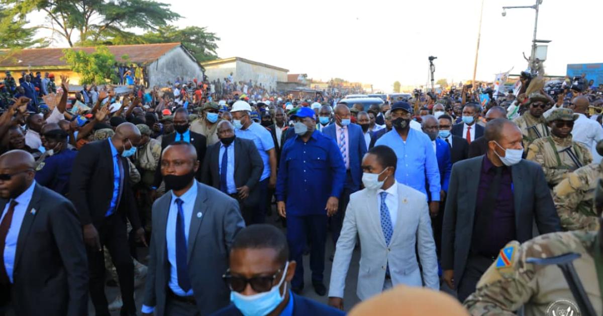 Visite du Président Félix Tshisekedi sur l'avenue Elengesa accompagné du gouverneur Gentiny Ngobila/Ph. Présidence  de la République