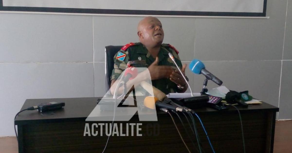 Général Léon Richard Kasonga lors d'une conférence de presse/Ph. ACTUALITE.CD