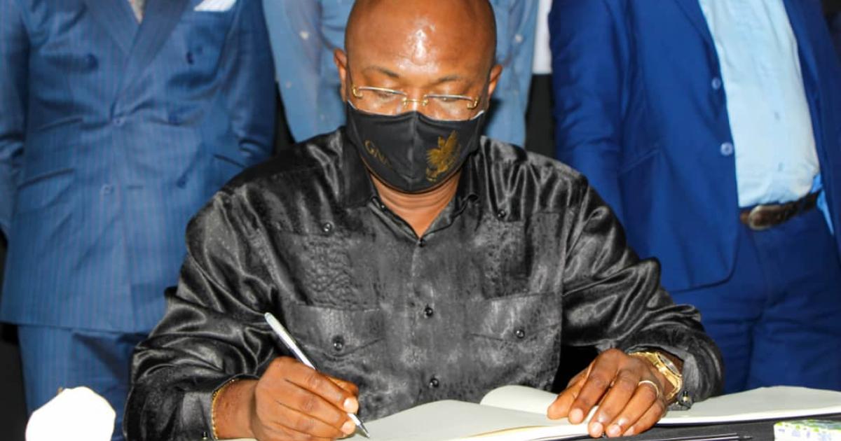 Gentiny Ngobila/Gouverneur de Kinshasa