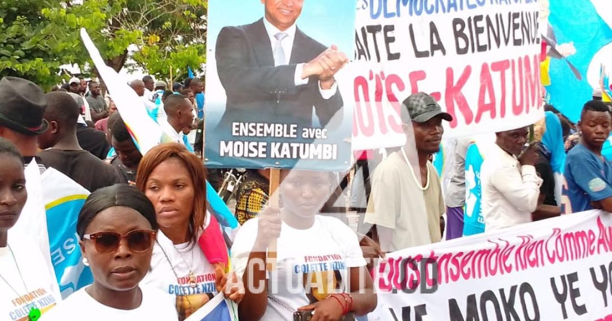 Les militants rassemblés attendant Moise Katumbi à l'aéroport de N'djili/Ph ACTUALITE.CD