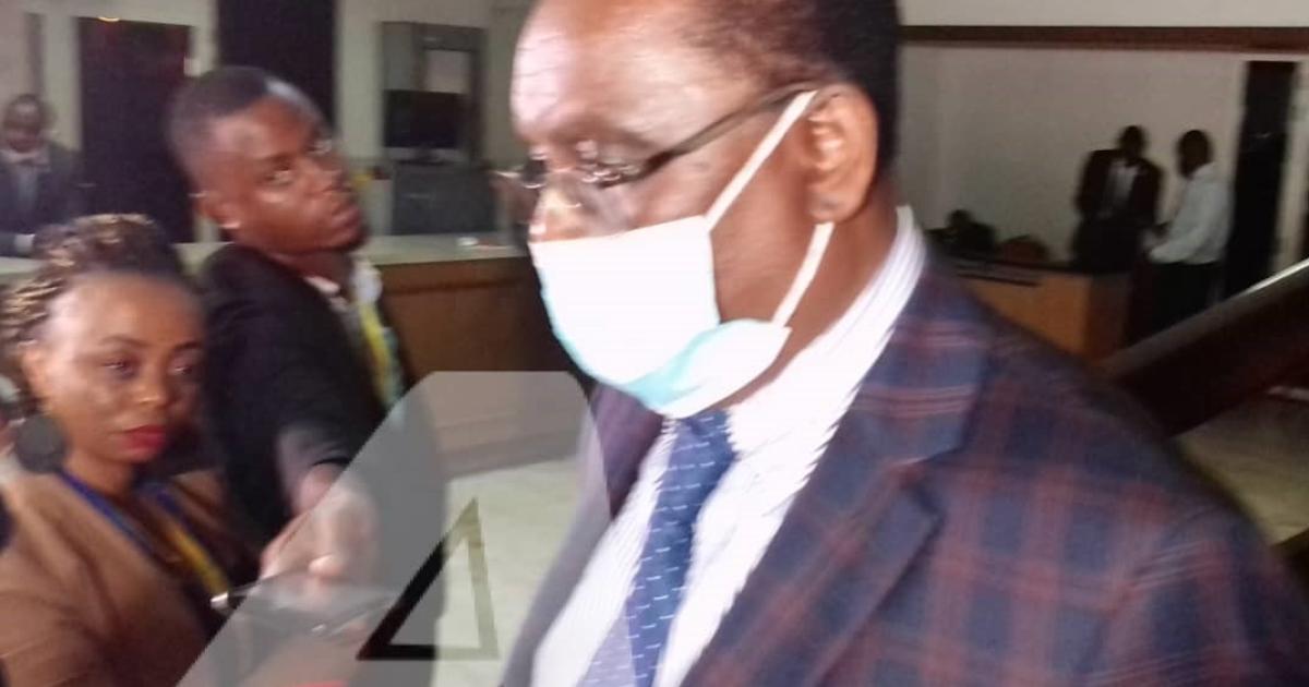 Le sénateur Mokonda Bonza après consultations au Palais du peuple/Ph ACTUALITE.CD