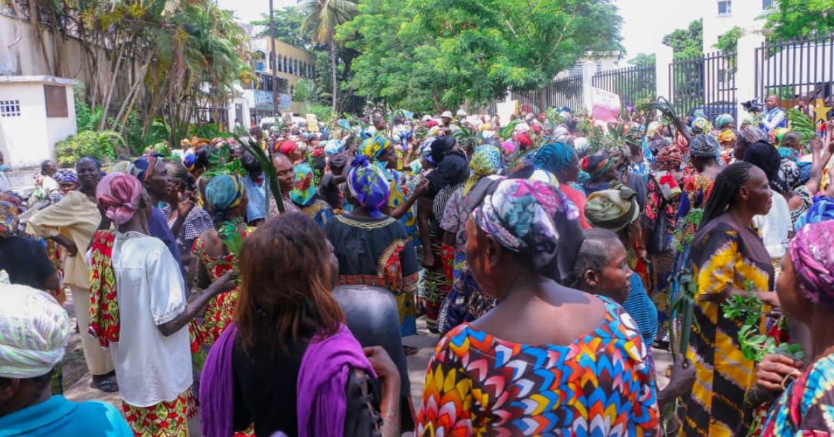 Manifestations des femmes devant le Conseil d'Etat/Ph droits tiers