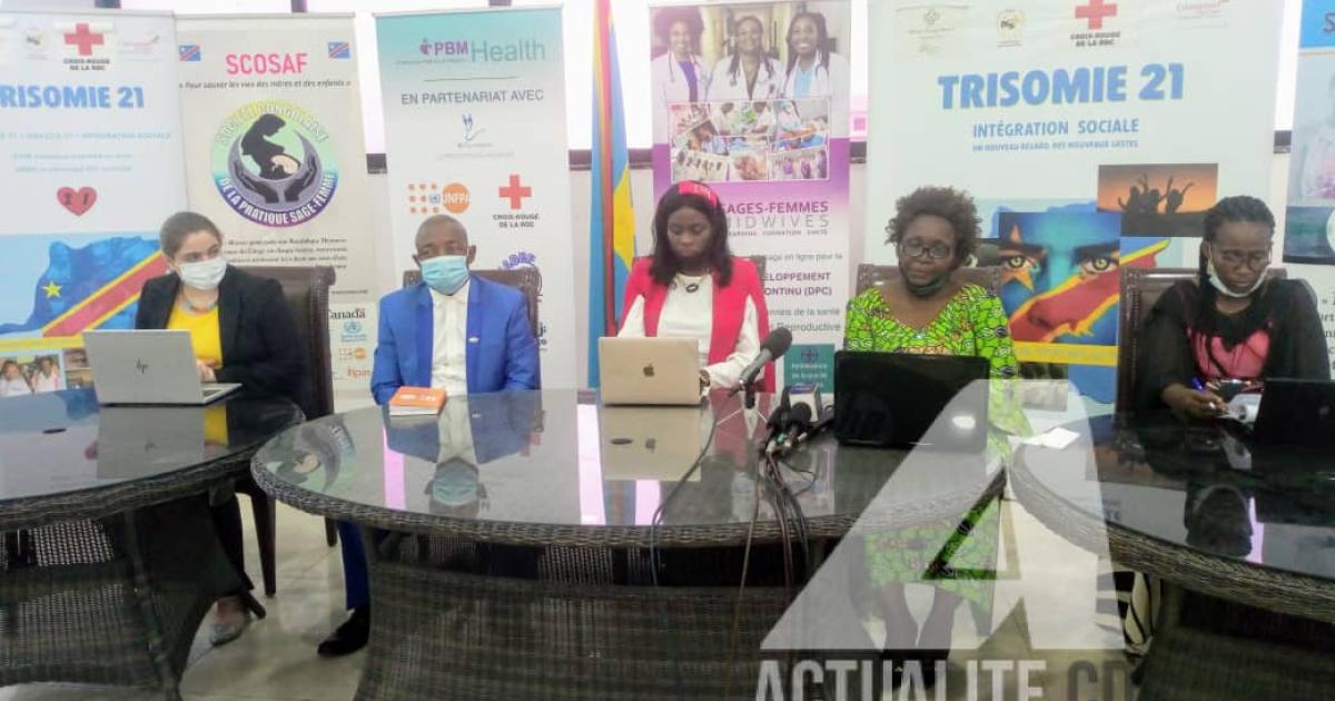 Kinshasa : une centaine de sages-femmes et infirmiers seront primés ce 04 décembre