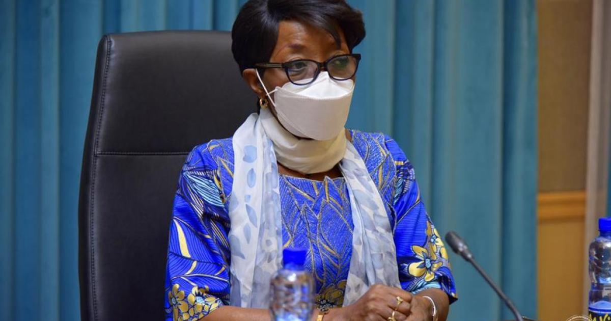 Marie Tumba Nzeze, ministre des Affaires étrangères
