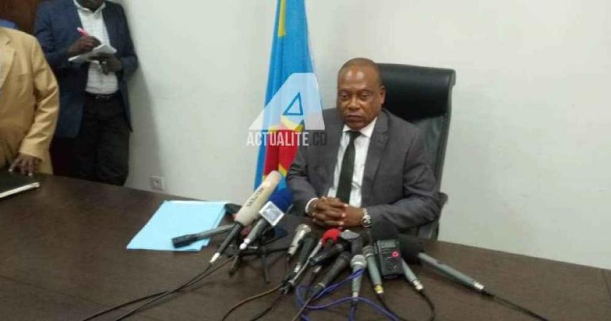 Steve Mbikayi
