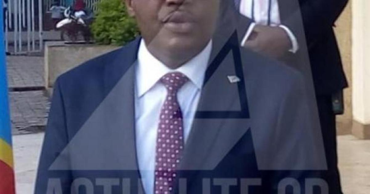 Gouverneur Théo Ngwabidje