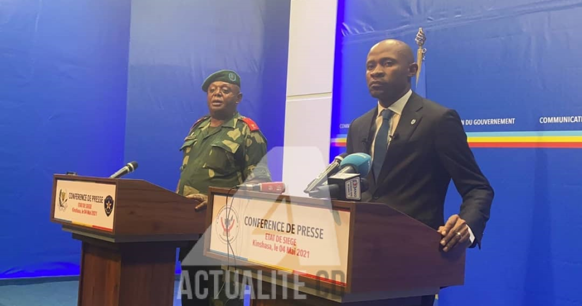 Général Richard Kasonga et le ministre Patrick Muyaya/Ph ACTUALITE.CD 
