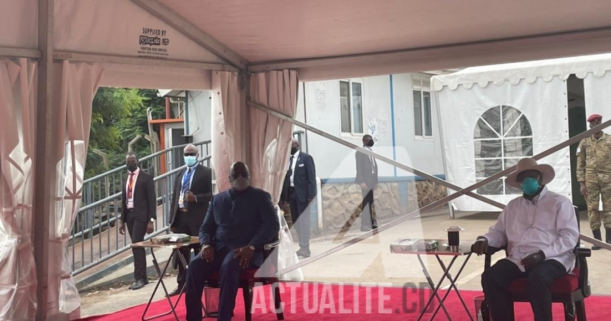 Félix Tshisekedi et Yoweri Museveni ce 16 juin 2021 à Mpondwe en Ouganda/Ph ACTUALITE.CD 