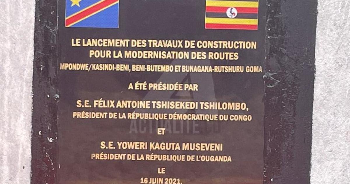 La stèle symbolisant le lancement des travaux de construction des routes entre la RDC et l'Ouganda/Ph ACTUALITE.CD 