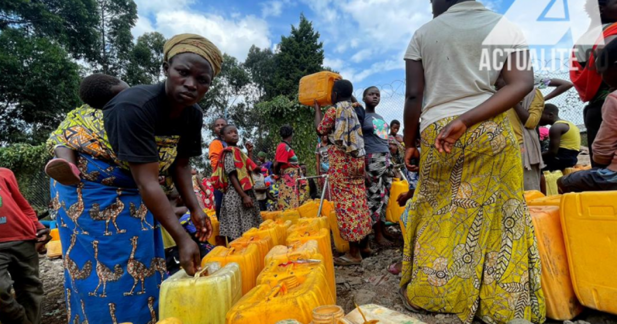 Les habitants de Goma sinistrés s'approvisionnent en eau/Ph. ACTUALITE.CD