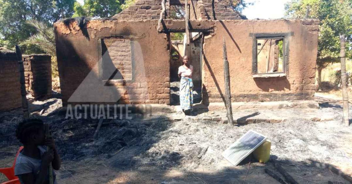 Des maisons brûlées par les bandits dans la commune annexe, à Lubumbashi