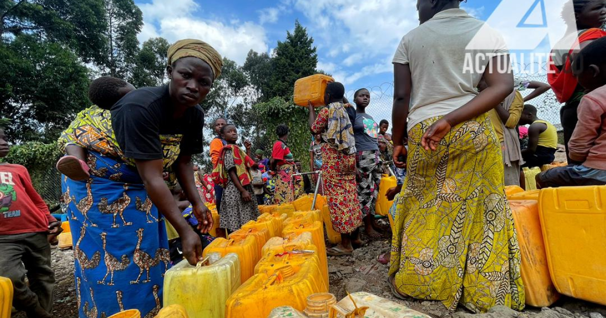 Les habitants de Goma sinistrés s'approvisionnent en eau/Ph ACTUALITE.CD 