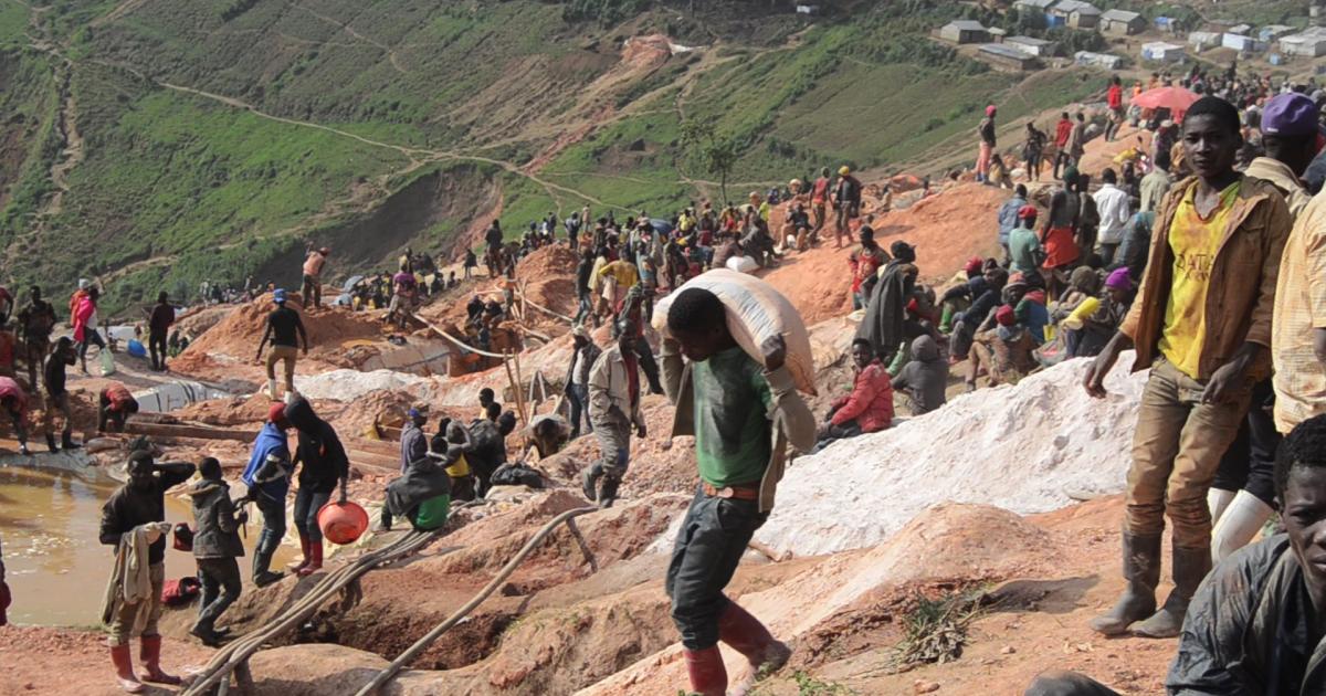Une vue d’une mine à Rubaya