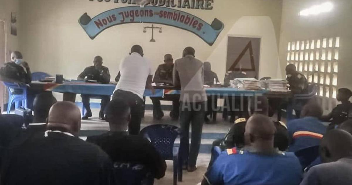 Procès du journaliste Sosthène Kambidi à la cour militaire de Kananga
