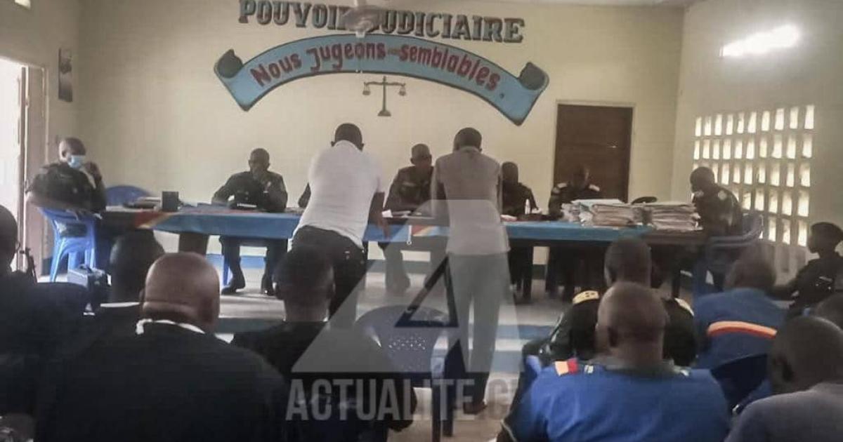 Procès du journaliste Sosthène Kambidi à la cour militaire de Kananga