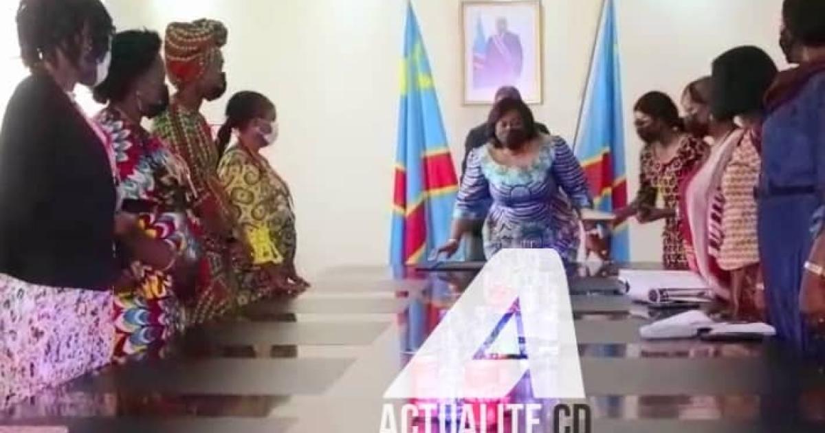 La délégation des femmes de la province du Kongo central au cabinet de la ministre Rose Mutombo