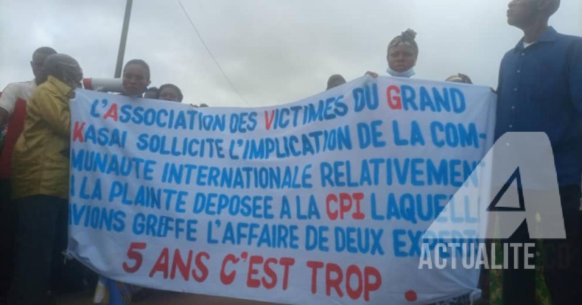 La marche des victimes des massacres du Kasaï.