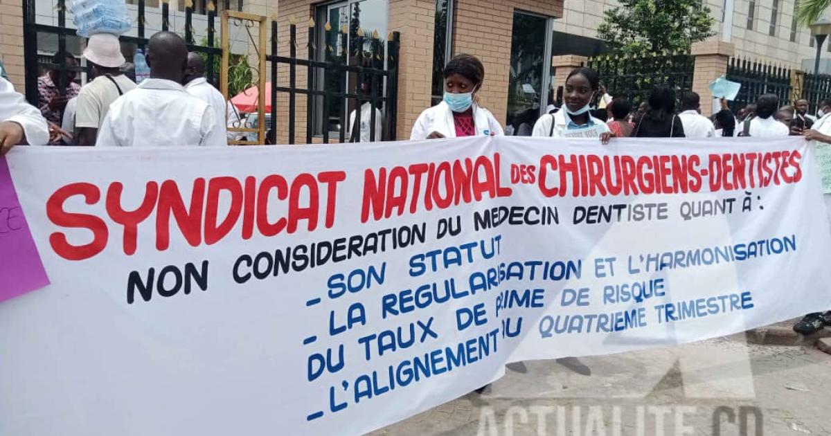 Manifestation des médecins chirurgiens-dentistes