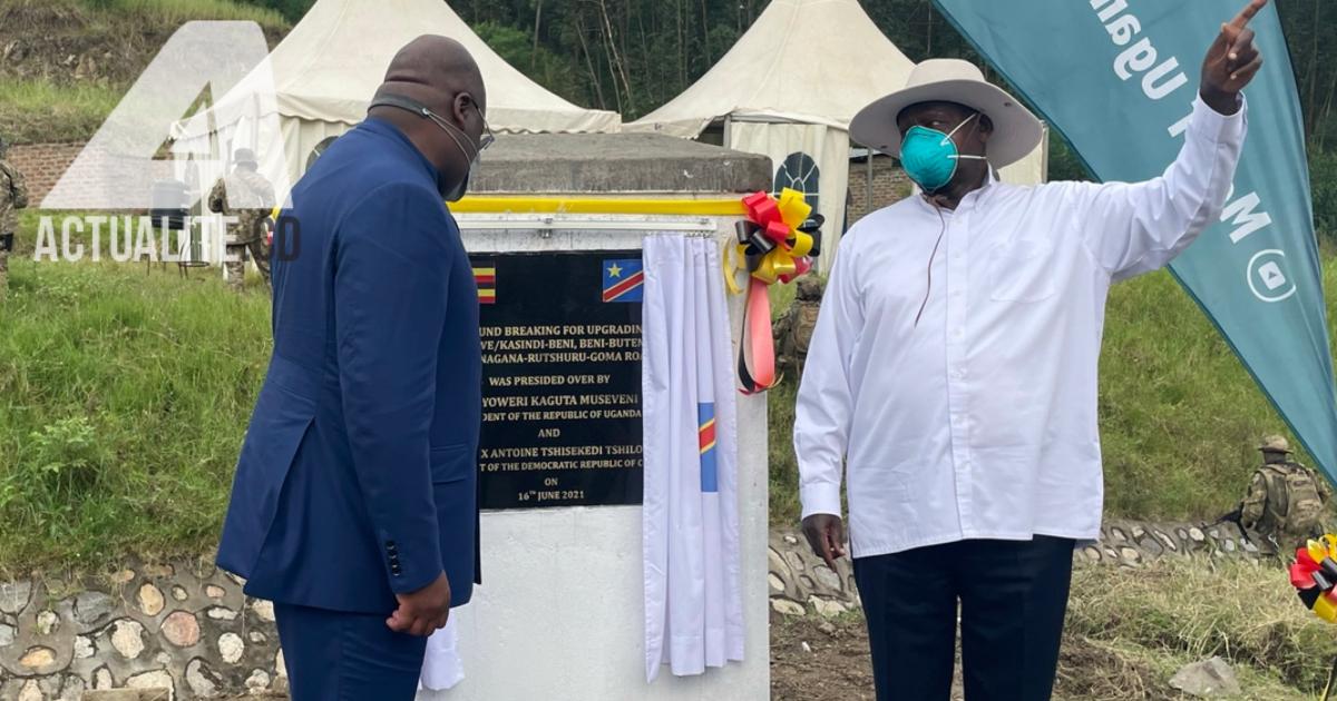  Félix Tshisekedi et Yoweri Museveni à la frontière RDC-Ouganda en juin 2021