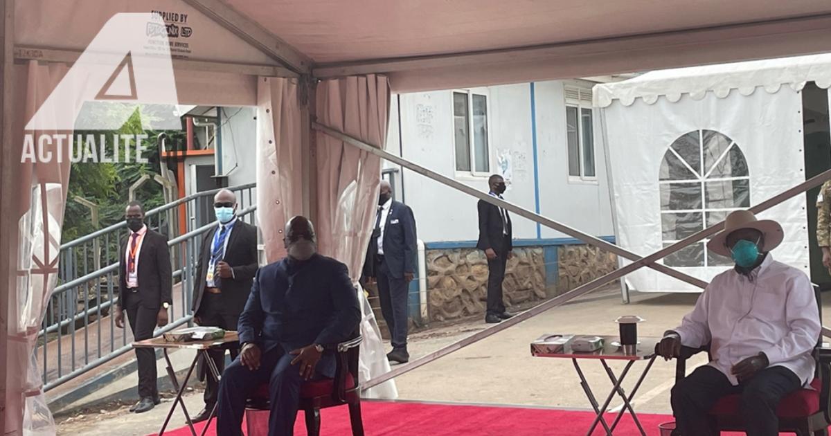 Félix Tshisekedi et Yoweri Museveni à la frontière entre la RDC et l’Ouganda le 16 juin 2021