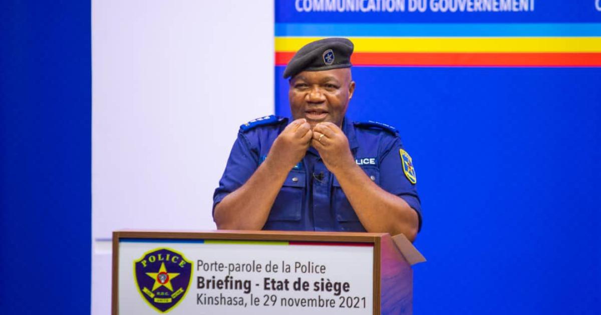 Le commissaire supérieur principal, Pierrot Mwana Mputu, porte-parole de la PNC