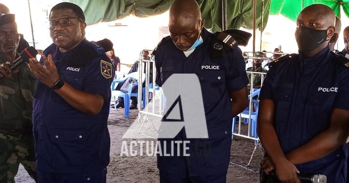 Procès Chebeya; sur la photo de gauche à droite, les prévenus Daniel Mukalayi, Doudou Ilunga et Jacques Mugabo