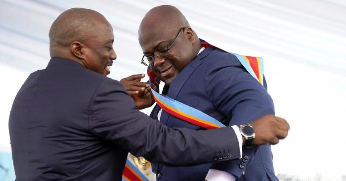 Joseph Kabila et Félix Tshisekedi lors de la passation de pouvoir.