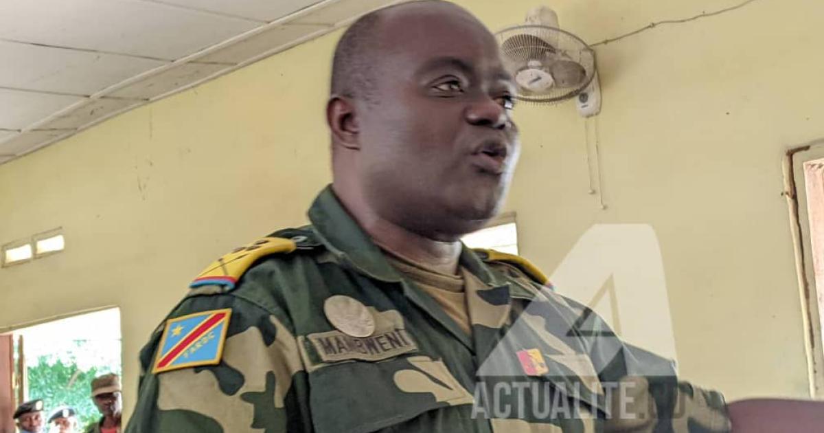 Le colonel Jean de Dieu Mambweni à la barre au procès sur le meurtre des experts de l'ONU