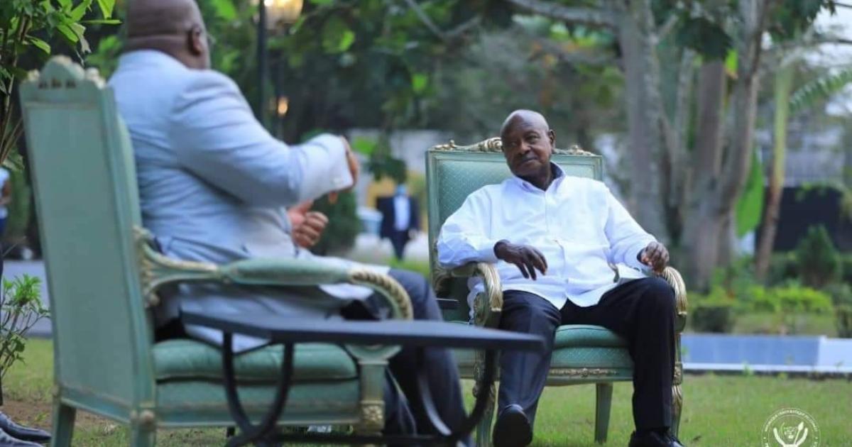 Museveni et Tshisekedi 