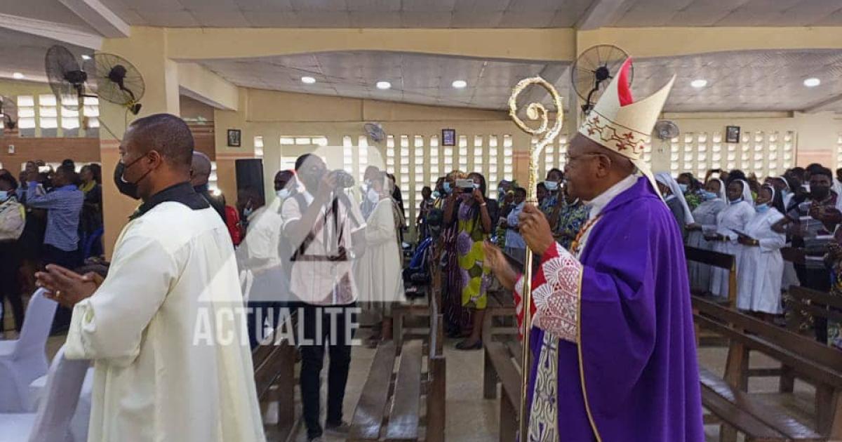Le Cardinal Ambongo célèbre une messe de suffrage en mémoire des victimes de l'incident de Matadi Kibala