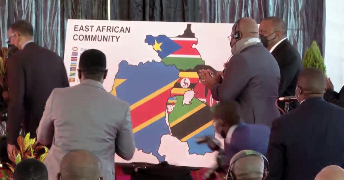 Félix Tshisekedi lors de la signature du traité d’adhésion de la RDC à l’EAC