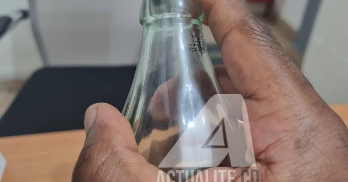 Bouteille Coca vide