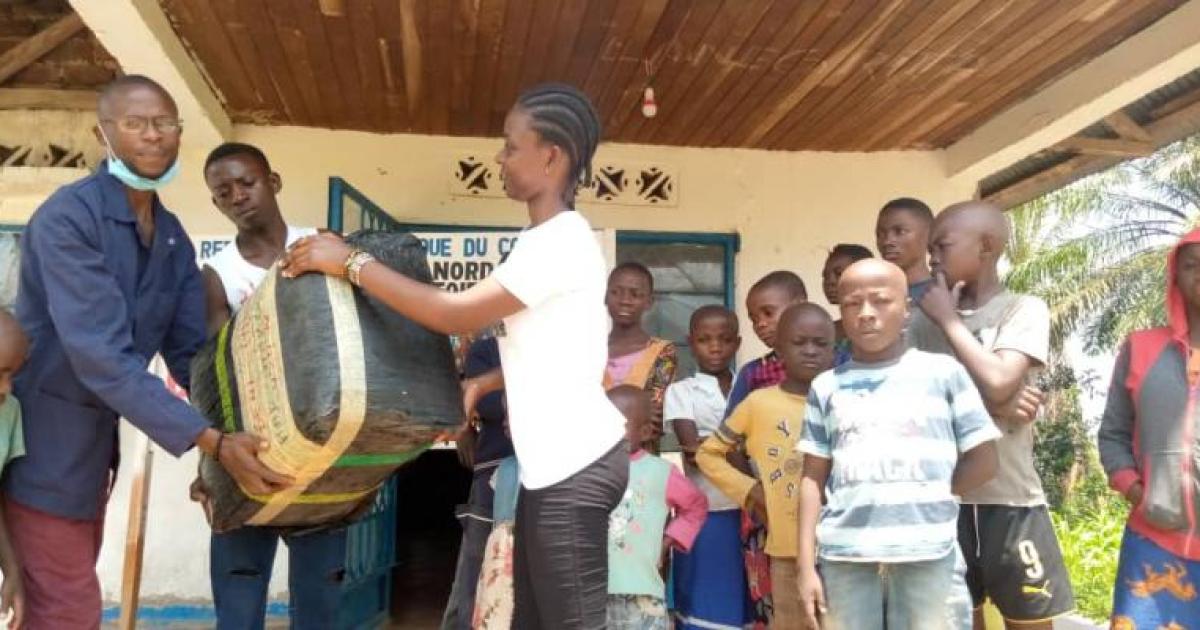 Les enfants victimes des massacres de Beni assistés par un ressortissant congolais vivant à Paris/Ph. droits tiers