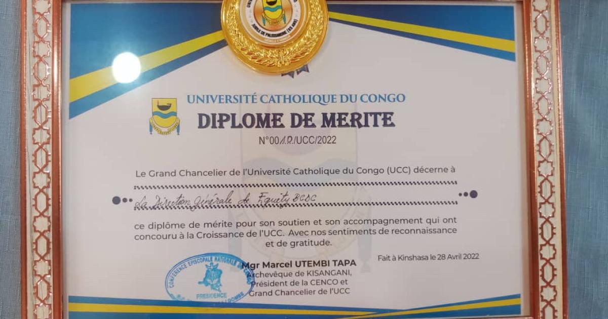 Diplôme de décerné à l'UCC 