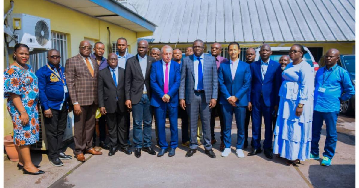 les participants au séminaire de la DGDA