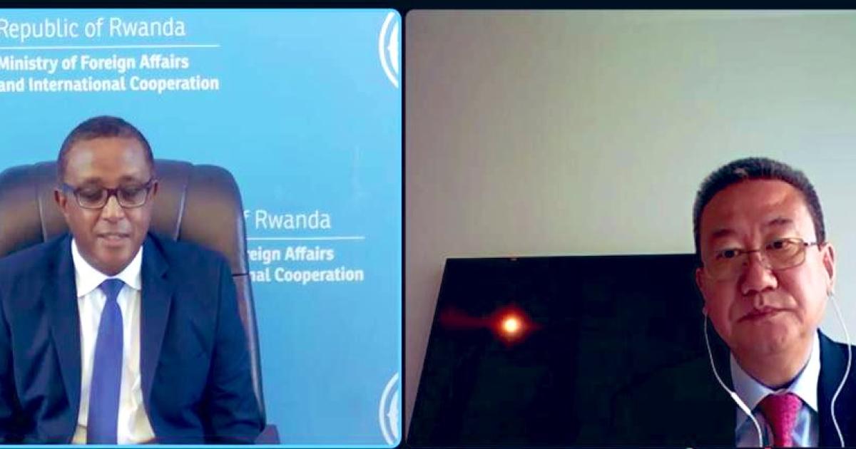Vincent Biruta et Huang Xia 