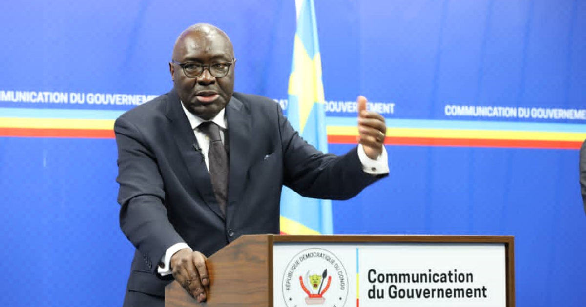 Khassim Diagne, chef adjoint de la Monusco au cours d un point de presse avec le porte-parole du gouvernement