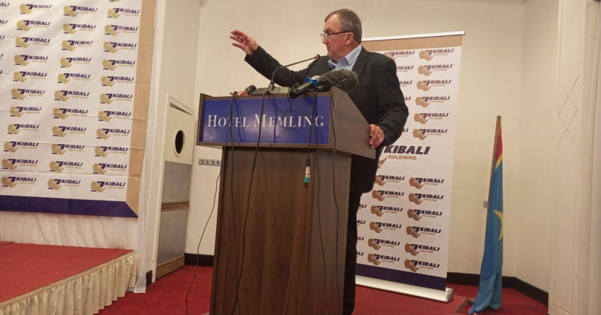 Mr Mark Bristow, President et Directeur général de  Barrick, lors de la conférence de presse à l'hôtel Memling de Kinshasa