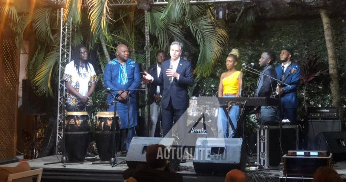 Antony Blinken au cours d'un événement culturel à Kinshasa