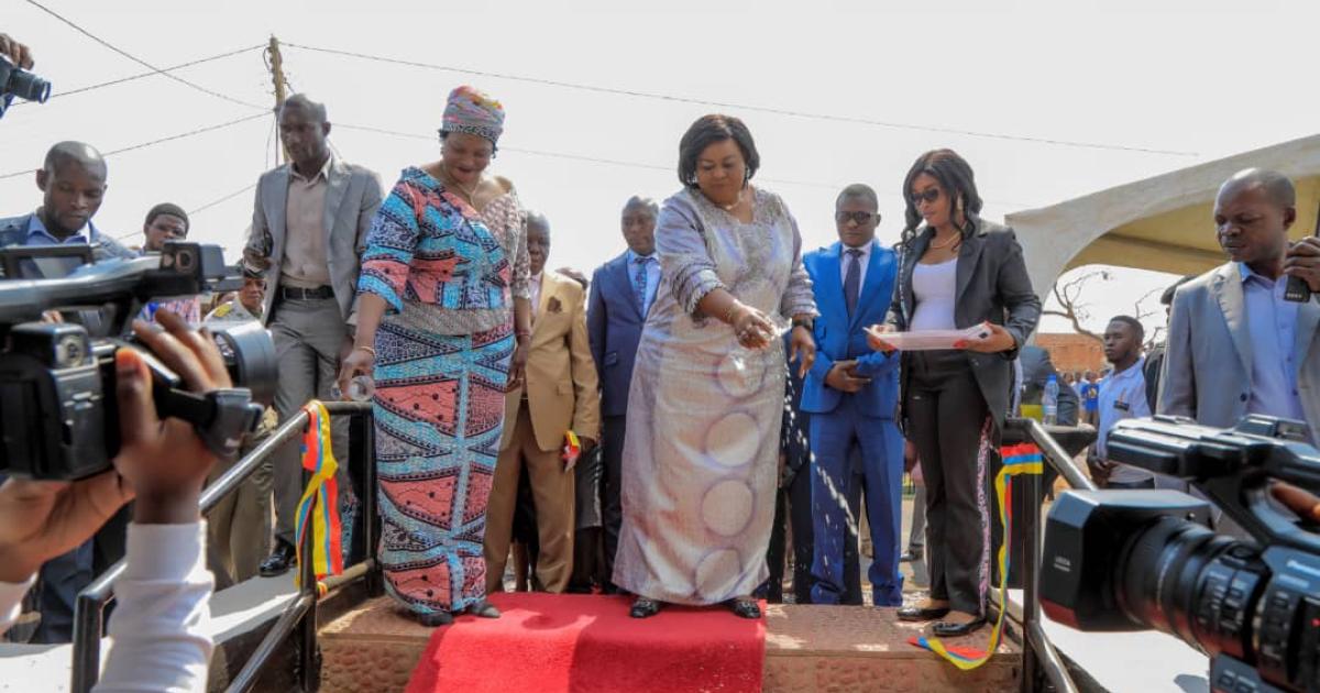 Rose Mutombo à l'inauguration de nouveaux pavillons à la prison de Dilala
