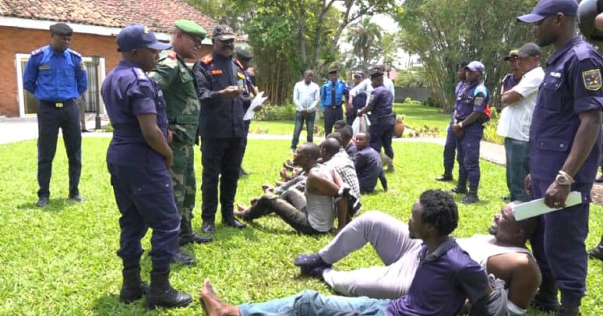 Des présumés bandits présentés au gouverneur du Nord-Kivu par la Police 