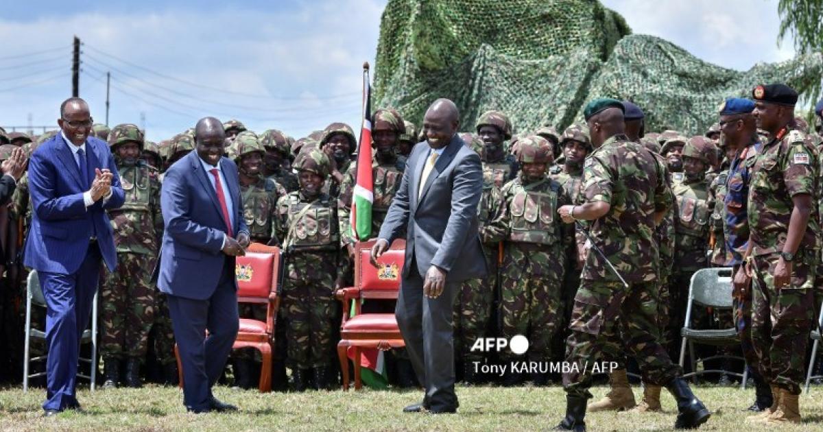 William Ruto, président du Kenyan et les militaires de son pays