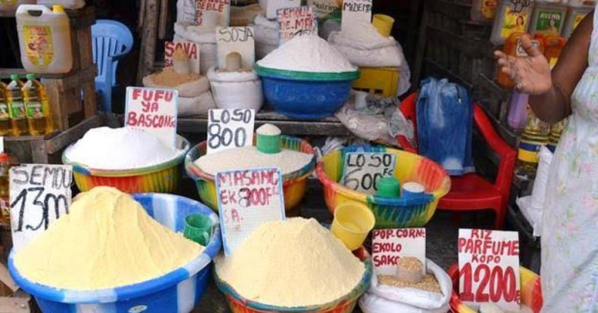 Des biens de première nécessité au marché de Kinshasa
