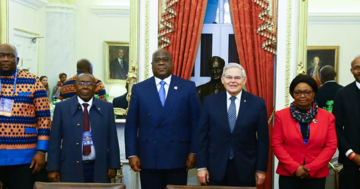 Bob Mendenez et la délégation congolaise